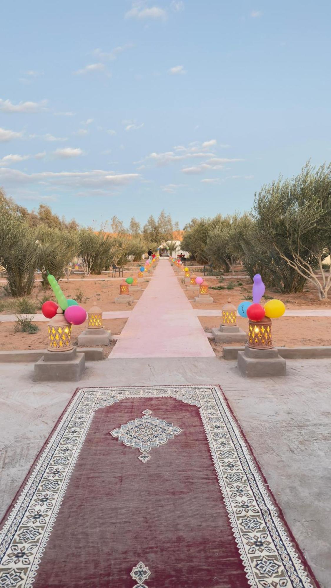 מרזאוגה Luxury Trek Desert Camp מראה חיצוני תמונה