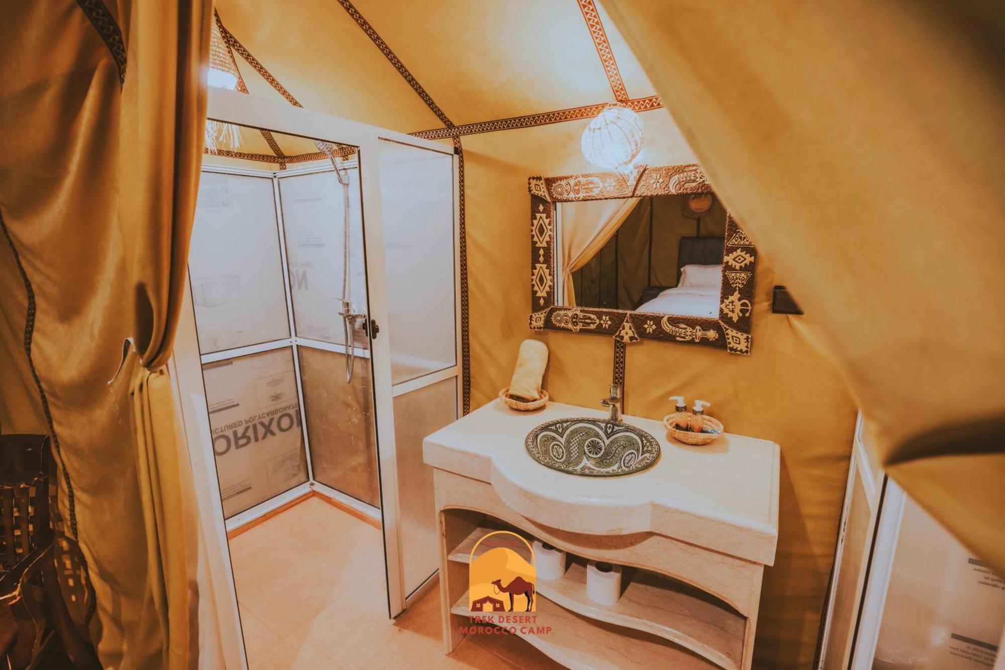 מרזאוגה Luxury Trek Desert Camp מראה חיצוני תמונה